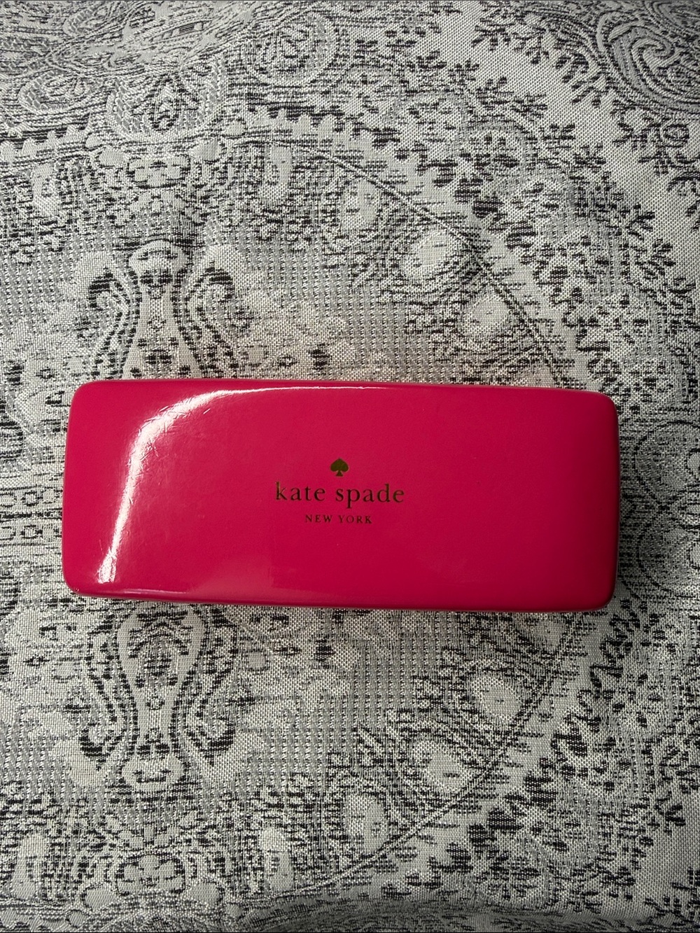 kate spade Bright Pink Hard Sunglasses Case